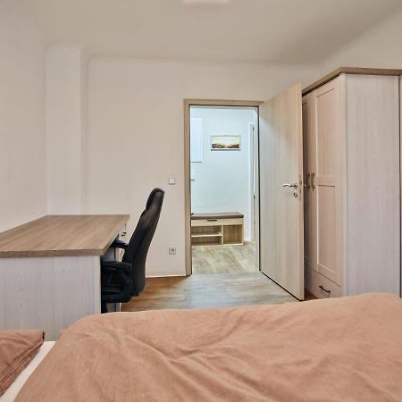 Gaeste- Und Ferienwohnung In Der Sportstadt Різа Екстер'єр фото