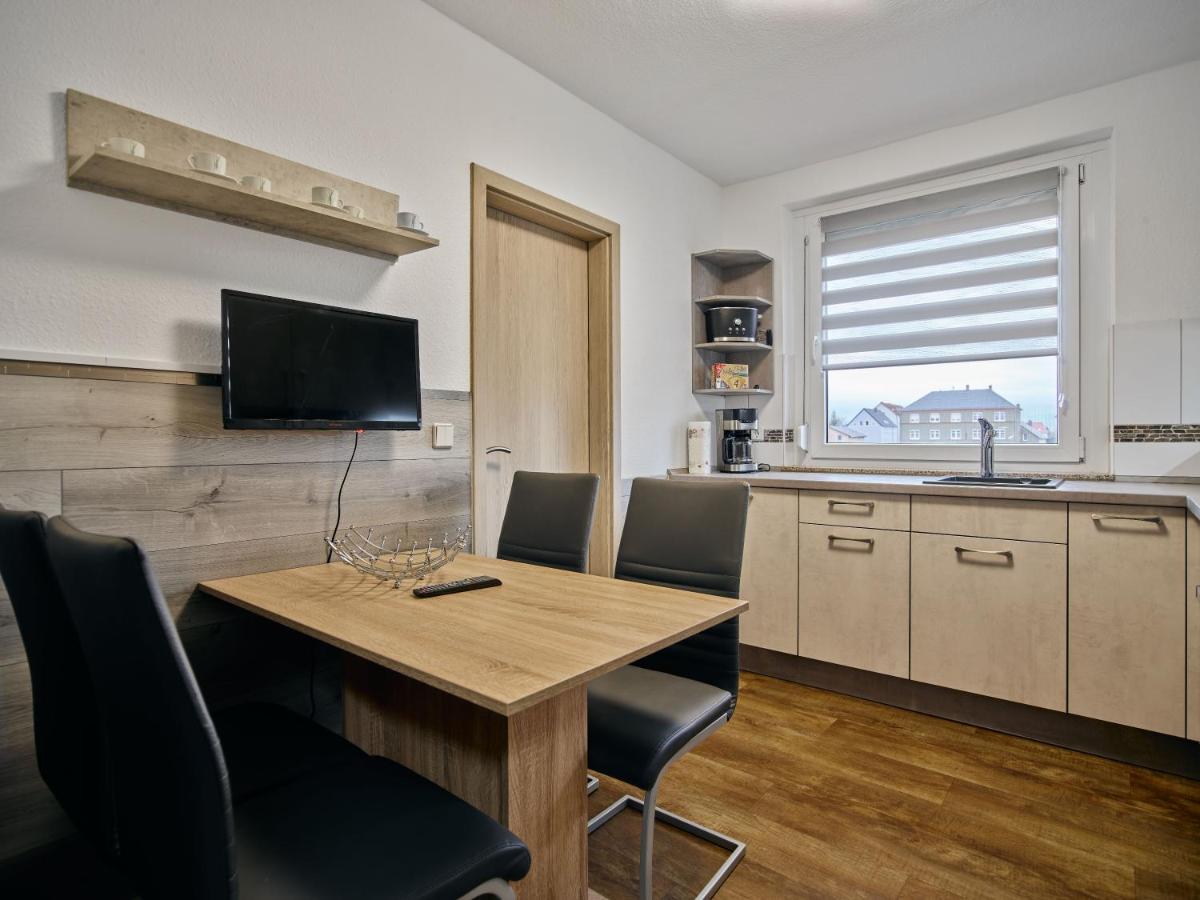 Gaeste- Und Ferienwohnung In Der Sportstadt Різа Екстер'єр фото